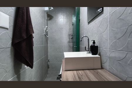 Casa à venda com 400m², 5 quartos e 4 vagas Casa à venda com 400m², 5 quartos e 4 vagasBanheiro 4