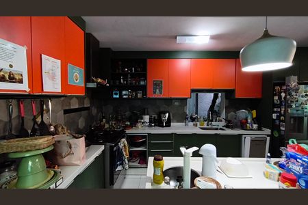 Casa à venda com 400m², 5 quartos e 4 vagas Casa à venda com 400m², 5 quartos e 4 vagasCozinha