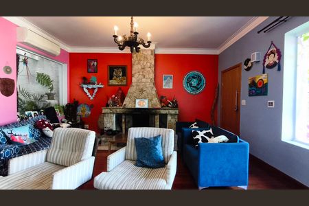 Sala de casa à venda com 5 quartos, 400m² em Jardim da Gloria, São Paulo