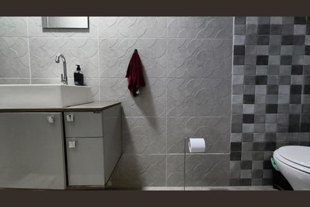 Casa à venda com 400m², 5 quartos e 4 vagas Casa à venda com 400m², 5 quartos e 4 vagasBanheiro 4