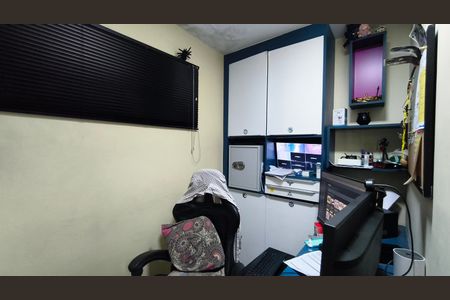 Casa à venda com 400m², 5 quartos e 4 vagas Casa à venda com 400m², 5 quartos e 4 vagasQuarto 6