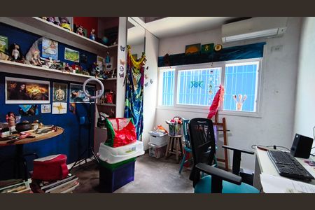 Casa à venda com 400m², 5 quartos e 4 vagas Casa à venda com 400m², 5 quartos e 4 vagasQuarto 3
