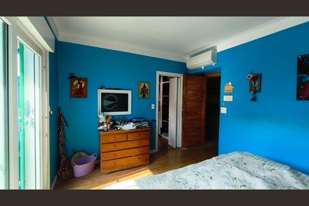 Casa à venda com 400m², 5 quartos e 4 vagas Casa à venda com 400m², 5 quartos e 4 vagasQuarto 4 (Suíte)