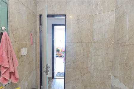 Apartamento à venda com 93m², 3 quartos e 1 vaga Apartamento à venda com 93m², 3 quartos e 1 vagaBanheiro Social