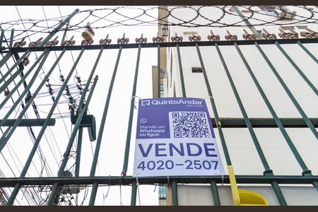 Apartamento à venda com 93m², 3 quartos e 1 vaga Apartamento à venda com 93m², 3 quartos e 1 vagaFachada