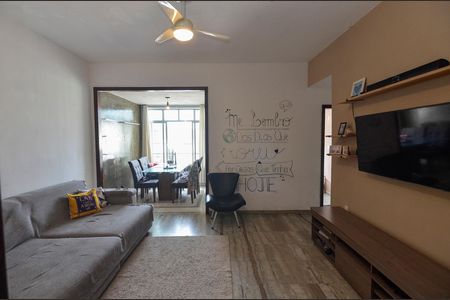 Apartamento à venda com 93m², 3 quartos e 1 vaga Apartamento à venda com 93m², 3 quartos e 1 vagaSala