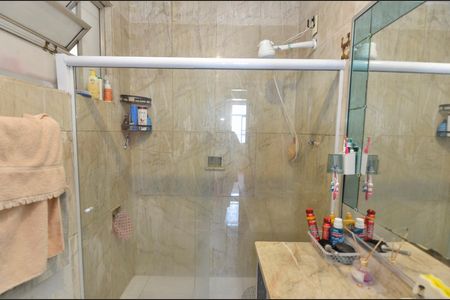Apartamento à venda com 93m², 3 quartos e 1 vaga Apartamento à venda com 93m², 3 quartos e 1 vagaBanheiro Social