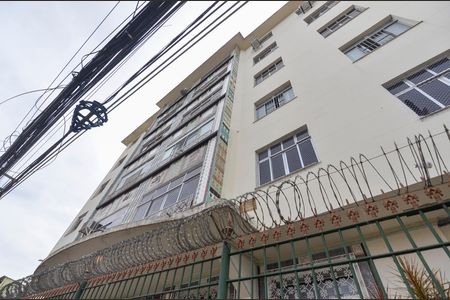 Apartamento à venda com 93m², 3 quartos e 1 vaga Apartamento à venda com 93m², 3 quartos e 1 vagaFachada