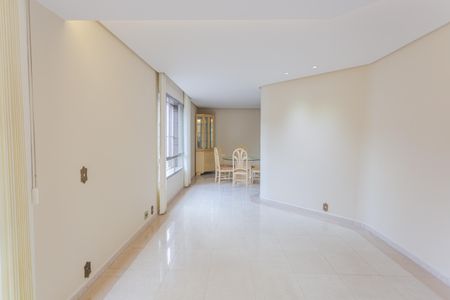 Apartamento à venda com 109m², 3 quartos e 2 vagas Apartamento à venda com 109m², 3 quartos e 2 vagasSala