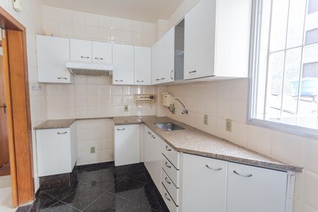 Apartamento à venda com 109m², 3 quartos e 2 vagas Apartamento à venda com 109m², 3 quartos e 2 vagasCozinha