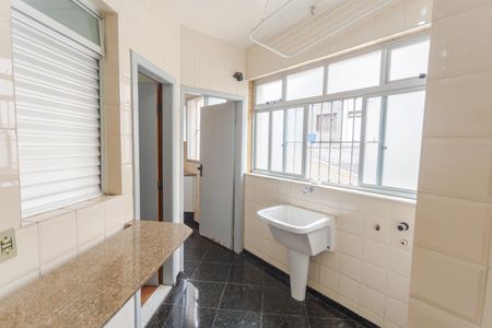 Apartamento à venda com 109m², 3 quartos e 2 vagas Apartamento à venda com 109m², 3 quartos e 2 vagasÁrea de Serviço