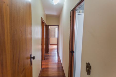 Apartamento à venda com 109m², 3 quartos e 2 vagas Apartamento à venda com 109m², 3 quartos e 2 vagasCorredor