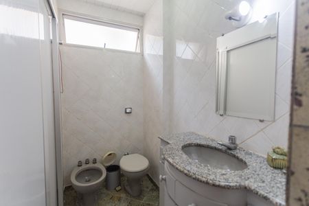 Apartamento à venda com 109m², 3 quartos e 2 vagas Apartamento à venda com 109m², 3 quartos e 2 vagasBanheiro Social