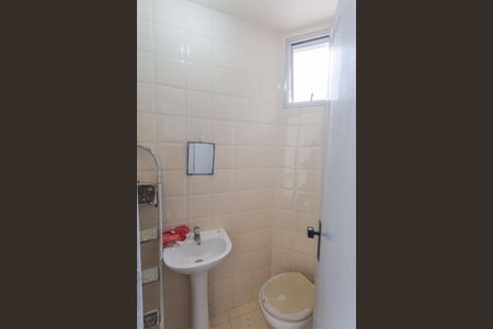Apartamento à venda com 109m², 3 quartos e 2 vagas Apartamento à venda com 109m², 3 quartos e 2 vagasBanheiro de serviço