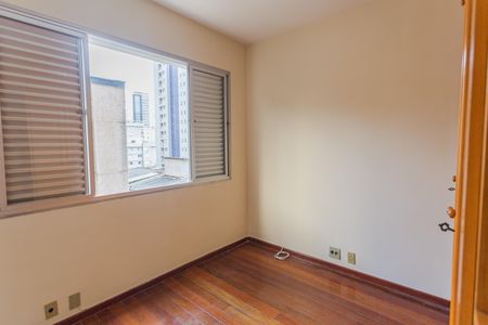 Apartamento à venda com 109m², 3 quartos e 2 vagas Apartamento à venda com 109m², 3 quartos e 2 vagasQuarto 2