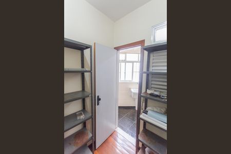 Apartamento à venda com 109m², 3 quartos e 2 vagas Apartamento à venda com 109m², 3 quartos e 2 vagasÁrea de Serviço