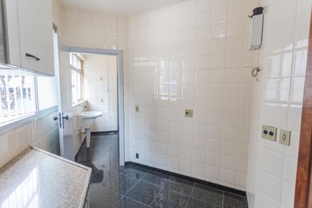 Apartamento à venda com 109m², 3 quartos e 2 vagas Apartamento à venda com 109m², 3 quartos e 2 vagasCozinha