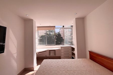 Quarto 1 de apartamento para alugar com 2 quartos, 110m² em Copacabana, Rio de Janeiro