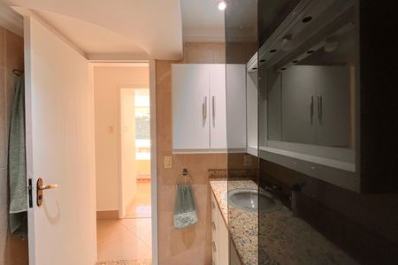 Apartamento para alugar com 110m², 2 quartos e sem vaga Apartamento para alugar com 110m², 2 quartos e sem vagaBanheiro social