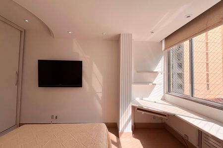 Quarto 1 de apartamento para alugar com 2 quartos, 110m² em Copacabana, Rio de Janeiro