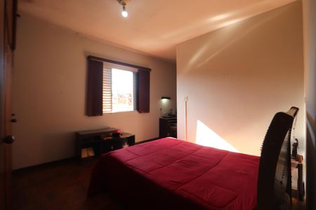 Casa à venda com 3 quartos, 120m² em Vila Ema, São Paulo