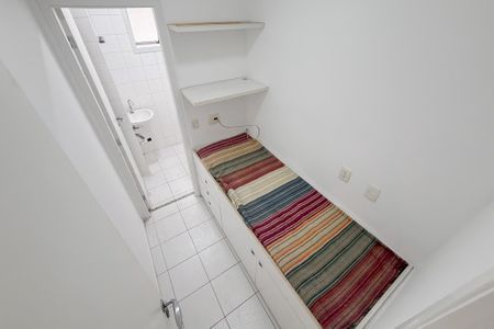 Apartamento para alugar com 166m², 3 quartos e 3 vagas Apartamento para alugar com 166m², 3 quartos e 3 vagasQuarto de Serviço