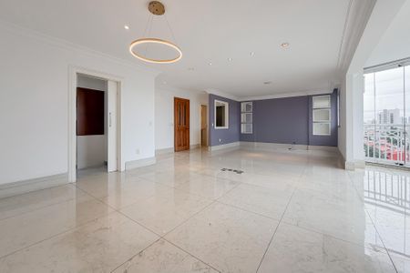 Apartamento para alugar com 166m², 3 quartos e 3 vagas Apartamento para alugar com 166m², 3 quartos e 3 vagasSala