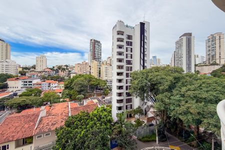 Apartamento para alugar com 166m², 3 quartos e 3 vagas Apartamento para alugar com 166m², 3 quartos e 3 vagasSala - Varanda