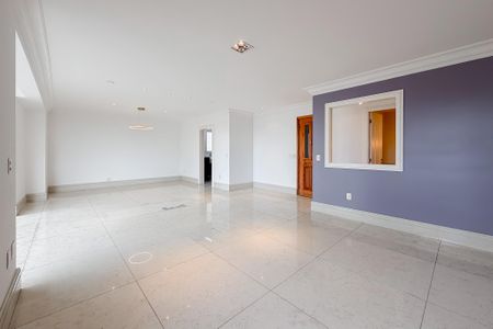 Sala de apartamento para alugar com 3 quartos, 166m² em Liberdade, São Paulo