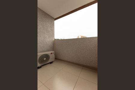 Sacada de kitnet/studio à venda com 1 quarto, 28m² em Moema, São Paulo