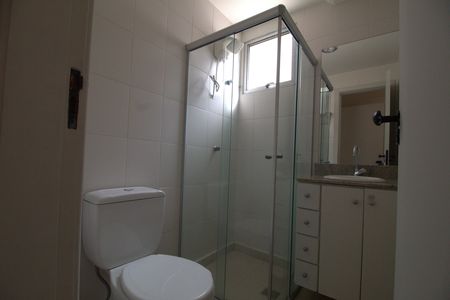 Apartamento para alugar com 100m², 3 quartos e 2 vagas Apartamento para alugar com 100m², 3 quartos e 2 vagasBanheiro da Suite