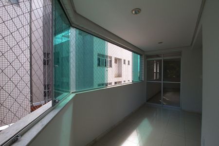 Varanda  de apartamento para alugar com 3 quartos, 100m² em Alto Caiçaras, Belo Horizonte