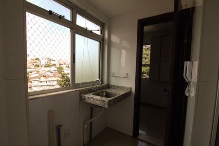 Apartamento para alugar com 100m², 3 quartos e 2 vagas Apartamento para alugar com 100m², 3 quartos e 2 vagasÁrea de Serviço