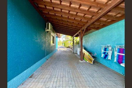 Casa para alugar com 330m², 4 quartos e 4 vagas Casa para alugar com 330m², 4 quartos e 4 vagasGaragem