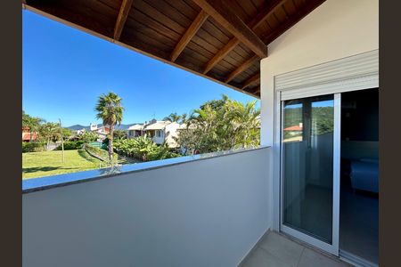 Casa para alugar com 330m², 4 quartos e 4 vagas Casa para alugar com 330m², 4 quartos e 4 vagasSuíte 1