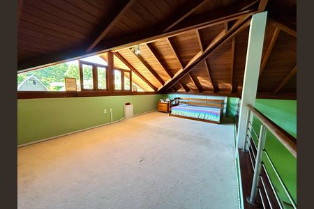Casa para alugar com 330m², 4 quartos e 4 vagas Casa para alugar com 330m², 4 quartos e 4 vagasQuarto 1