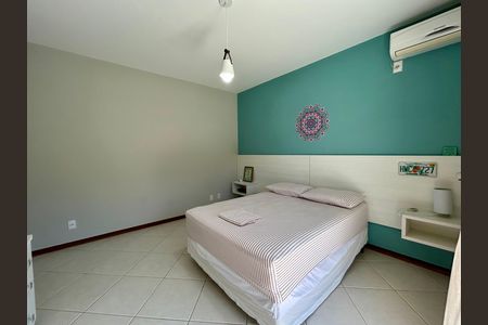 Casa para alugar com 330m², 4 quartos e 4 vagas Casa para alugar com 330m², 4 quartos e 4 vagasSuíte 3