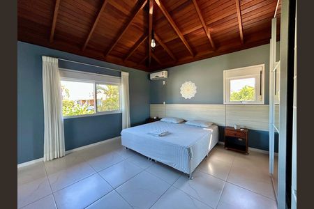 Casa para alugar com 330m², 4 quartos e 4 vagas Casa para alugar com 330m², 4 quartos e 4 vagasSuíte 1