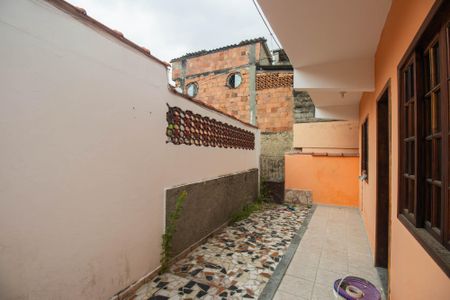 Casa para alugar com 70m², 2 quartos e sem vaga Casa para alugar com 70m², 2 quartos e sem vagaQuintal