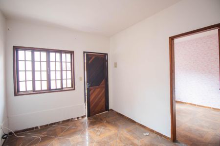 Sala de casa para alugar com 2 quartos, 70m² em Barro Vermelho, São Gonçalo