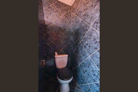 Casa para alugar com 70m², 2 quartos e sem vaga Casa para alugar com 70m², 2 quartos e sem vagaBanheiro