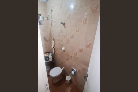 Banheiro de casa à venda com 3 quartos, 190m² em Vila Carrão, São Paulo