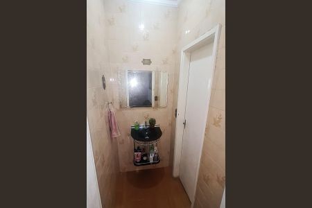 Banheiro de casa à venda com 3 quartos, 190m² em Vila Carrão, São Paulo