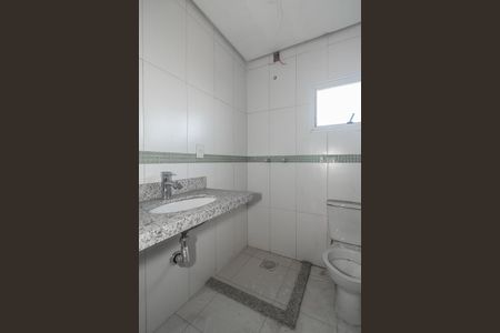 Casa à venda com 140m², 3 quartos e 2 vagasBanheiro da Suíte 2