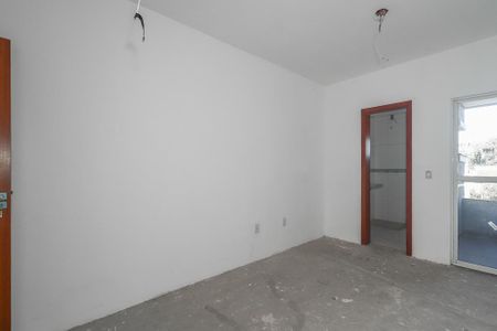 Casa à venda com 140m², 3 quartos e 2 vagasSuíte 2