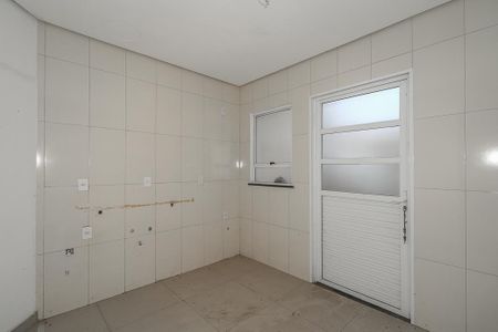 Casa à venda com 140m², 3 quartos e 2 vagasCozinha