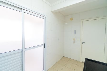 Apartamento para alugar com 76m², 2 quartos e 1 vaga Apartamento para alugar com 76m², 2 quartos e 1 vagaCozinha