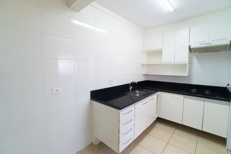 Apartamento para alugar com 76m², 2 quartos e 1 vaga Apartamento para alugar com 76m², 2 quartos e 1 vagaCozinha