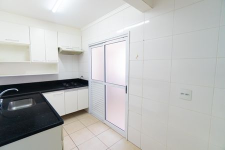 Apartamento para alugar com 76m², 2 quartos e 1 vaga Apartamento para alugar com 76m², 2 quartos e 1 vagaCozinha