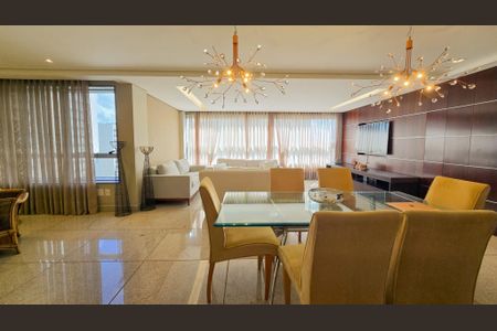 Apartamento à venda com 4 quartos, 190m² em Belvedere, Belo Horizonte